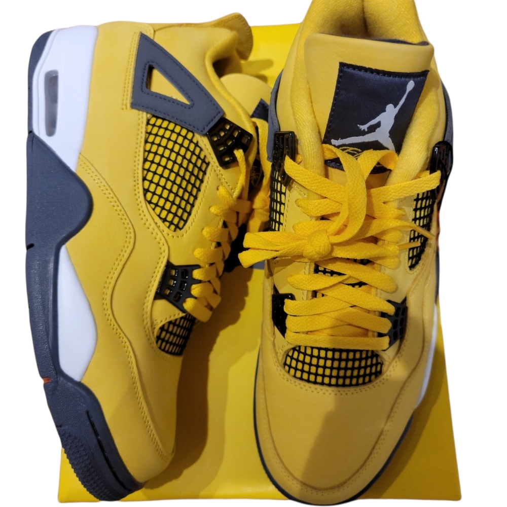 Air Jordan 4 Retro Lightning Shoes Size 11 - Picture 7 of 12